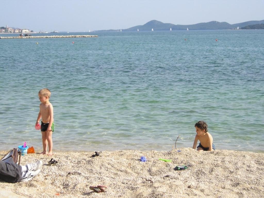 Family Friendly Apartments With A Swimming Pool Sveti Filip I Jakov, Biograd - 19325 Exteriör bild