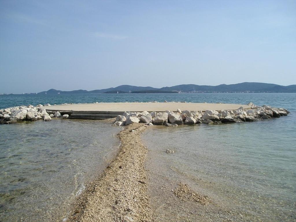 Family Friendly Apartments With A Swimming Pool Sveti Filip I Jakov, Biograd - 19325 Exteriör bild